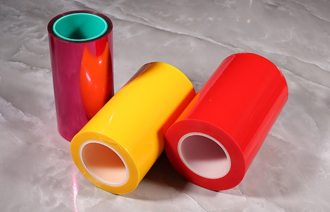 PE保護膜與PET保護膜：各具特色的保護材（cái）料（liào）對比